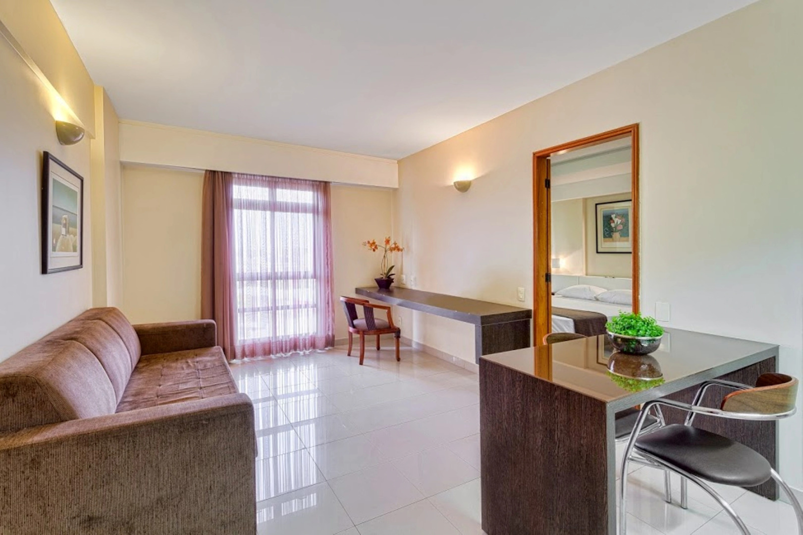 Golden Tulip Goiania Address