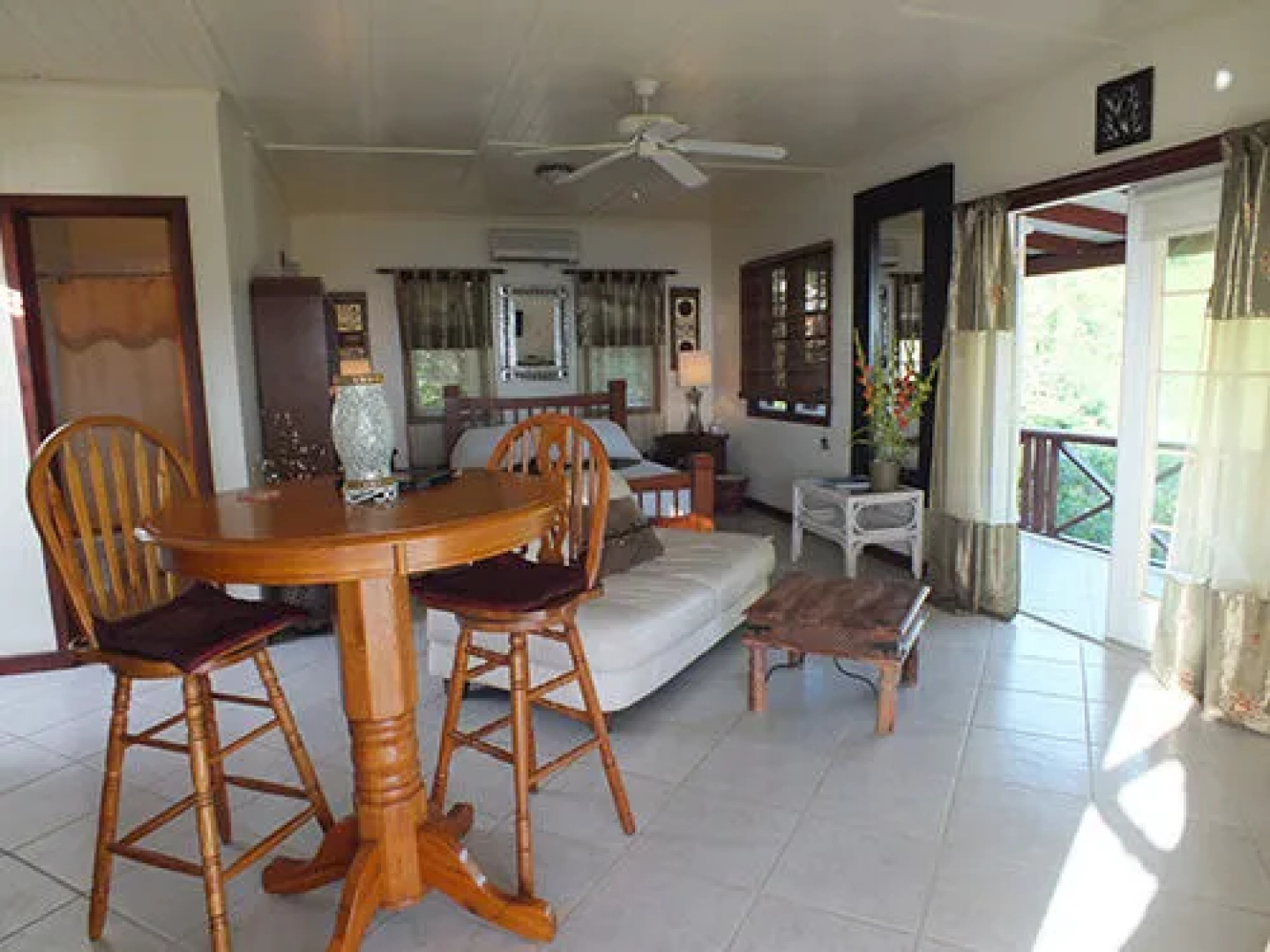 Stoneyhill Studio Apartments