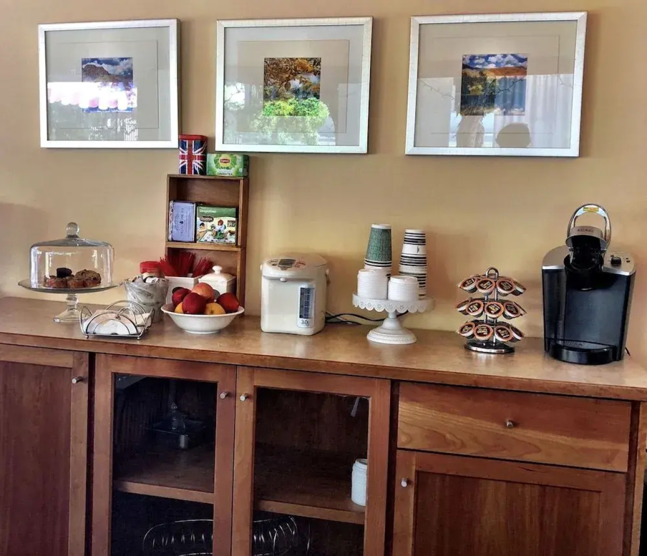 Piazza's Pine Cone Inn