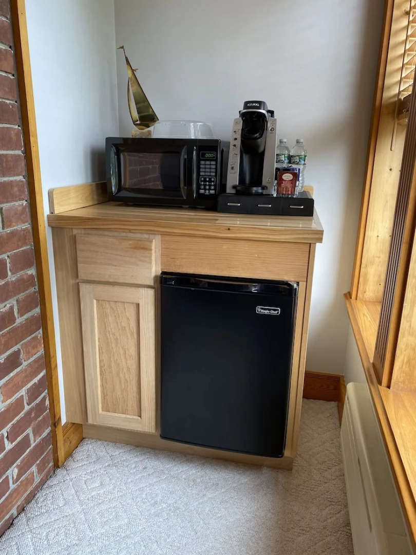 Spouter Inn Bed & Breakfast