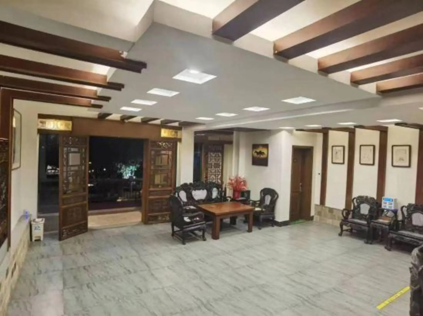 Zhoujia Shanfang Family Hostel