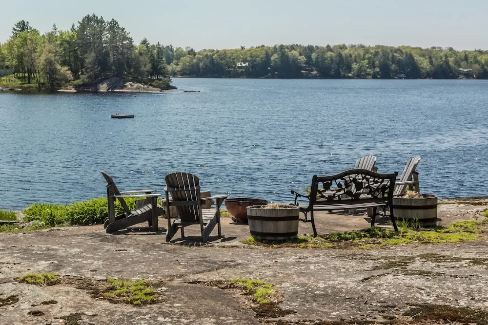 Brandy on the Rocks ~ a perfect family retreat on Brandy Lake!