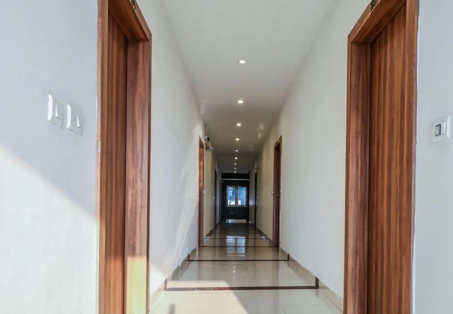 Hotel Divine Regency