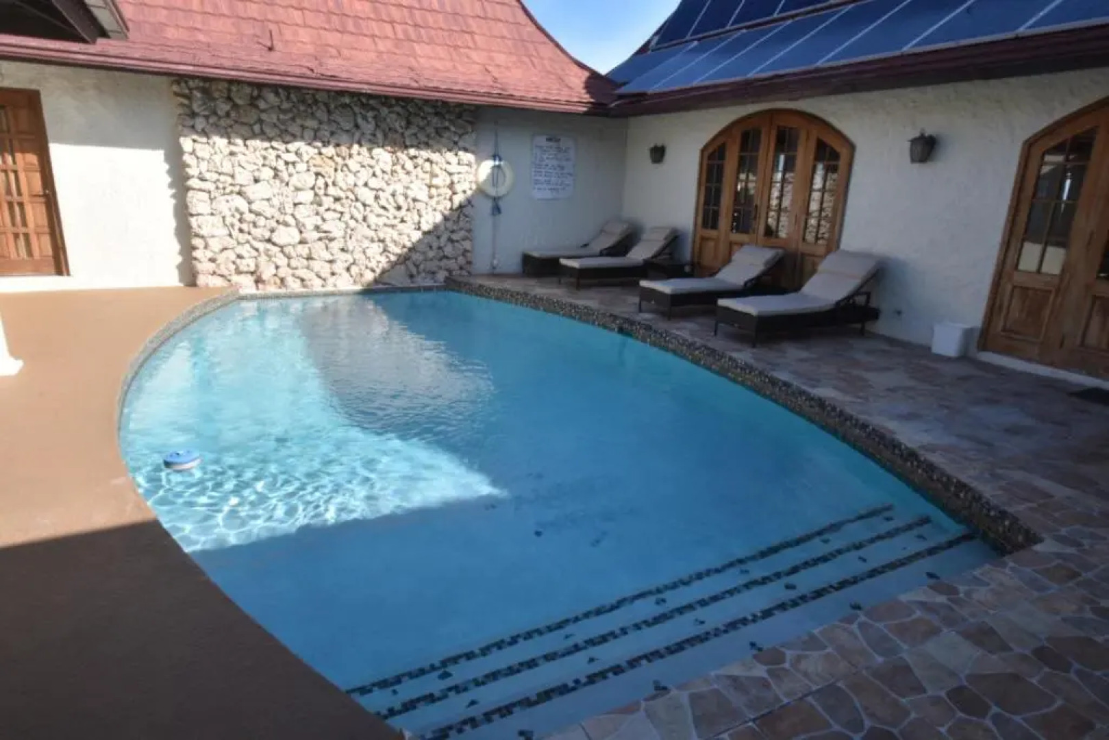 Shipwatcher Studio W/Mezzanine