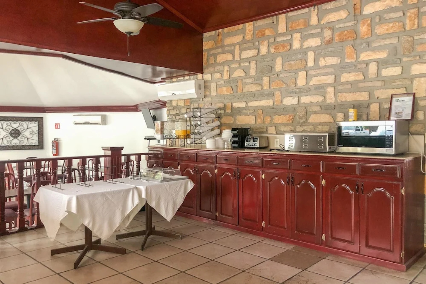 Capital O Palms Hotel