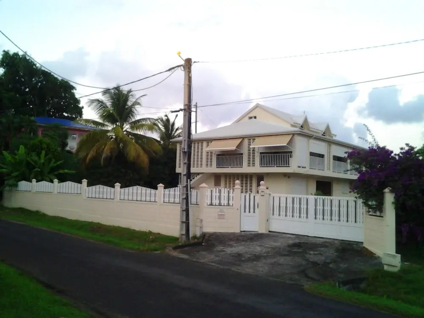 Apartment with One Bedroom in Le Moule, with Enclosed Garden And Wifi - 3 Km From the Beach