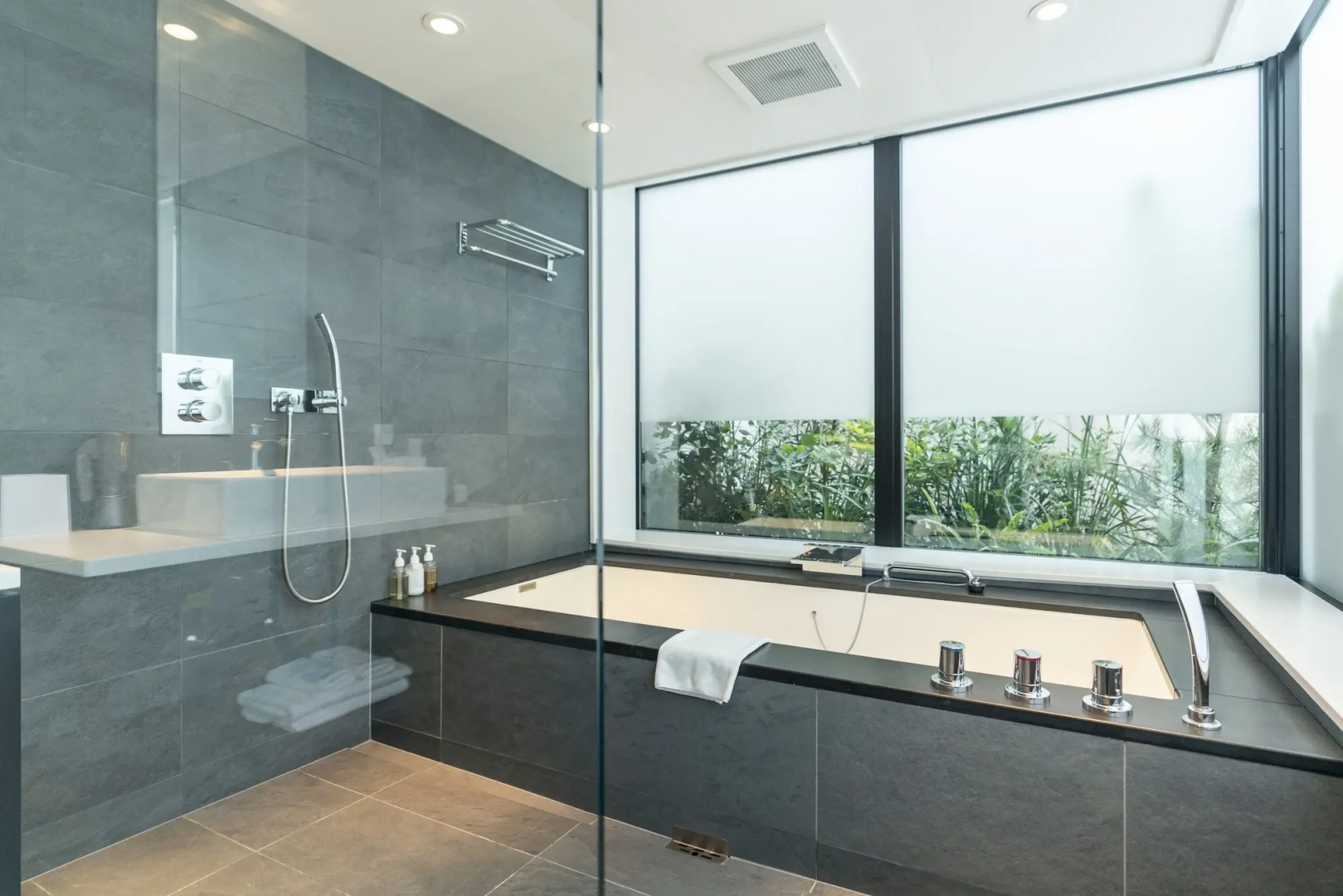 Отель Hamacho Hotel Tokyo Nihonbashi