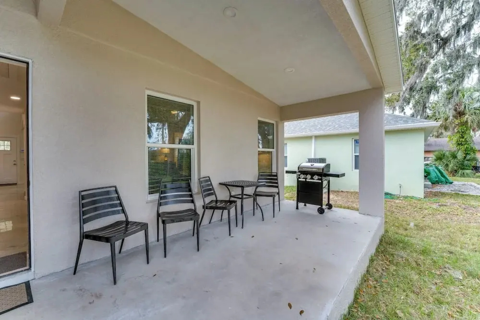 Daytona Beach Vacation Home ~ 4 Mi to Main St Pier