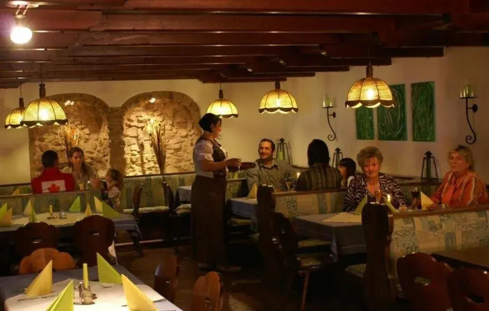 Landgasthof Zur Schwärzenburg - Familie Zwicknagl