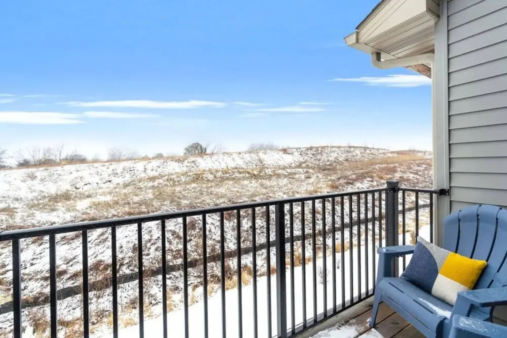 West Des Moines- Garage Gym Pool Jordan Creek