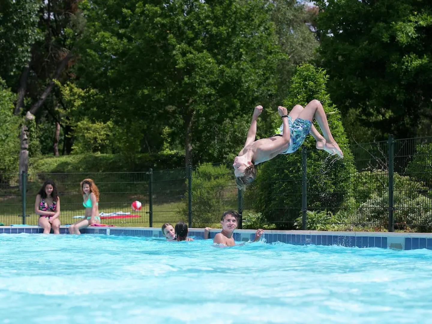 Cosy Holiday Home With Dishwasher, Close to a Golf Course