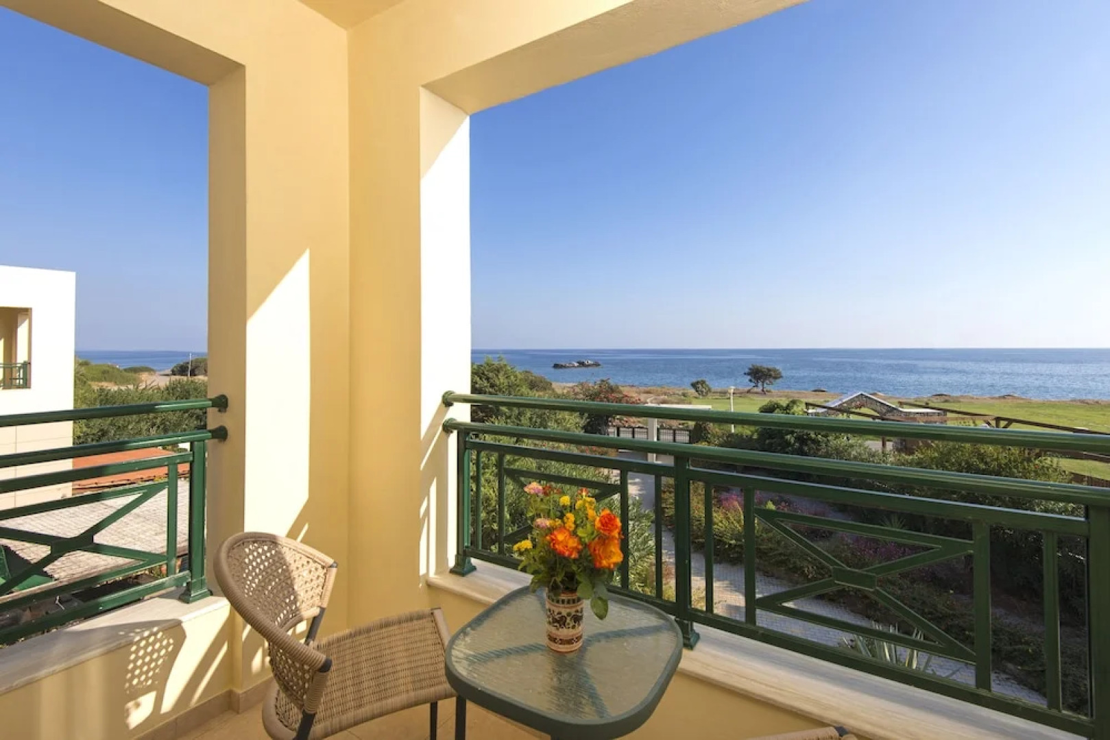 Theretra Kiotari Villas