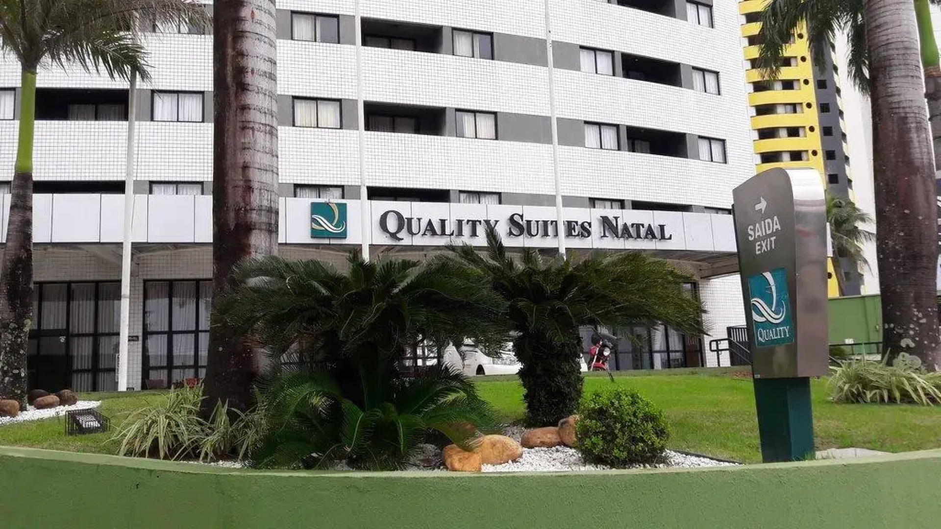 Quality Hotel And Suites Natal