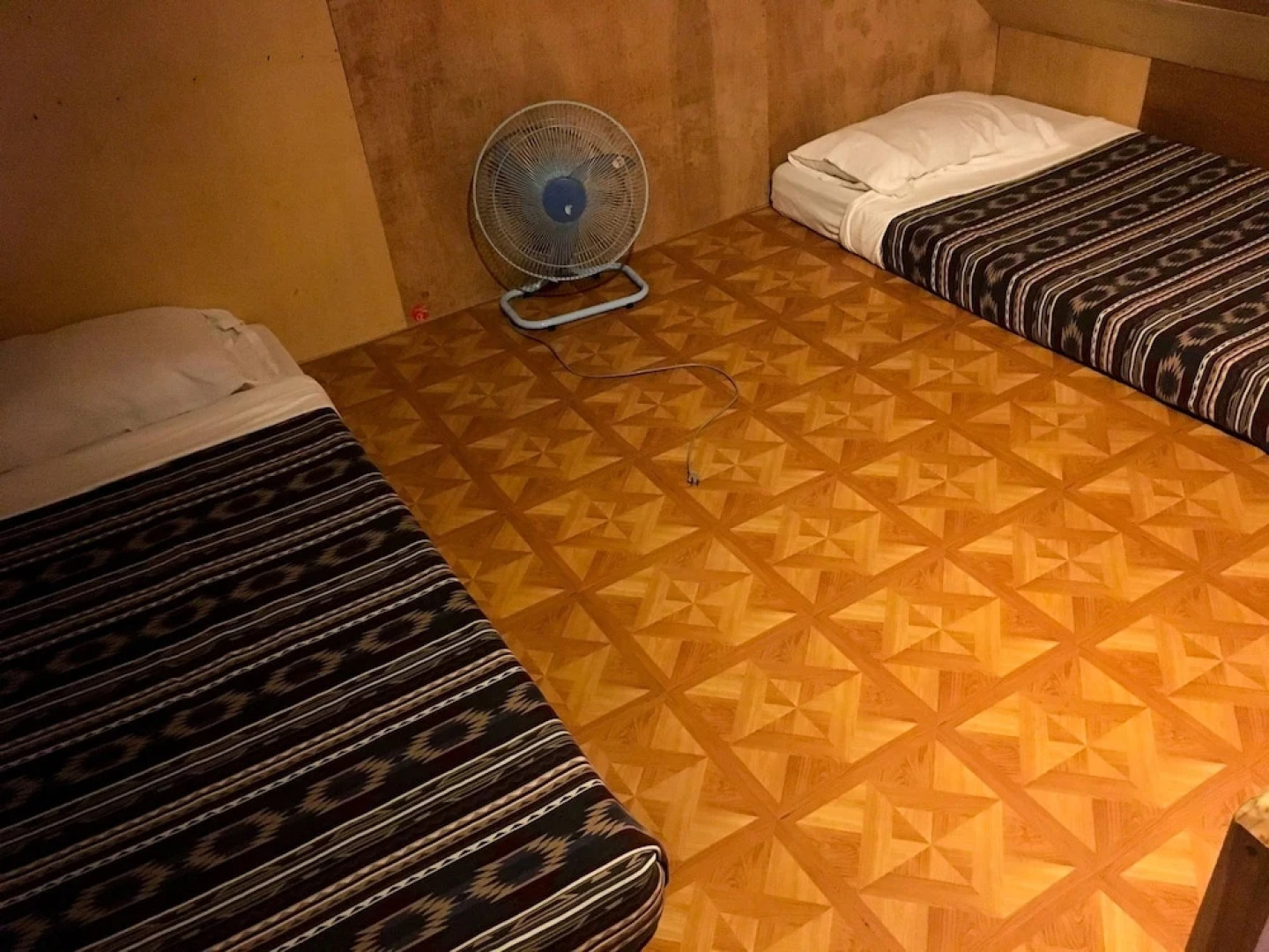 Rusty Nail Inn And Cafe