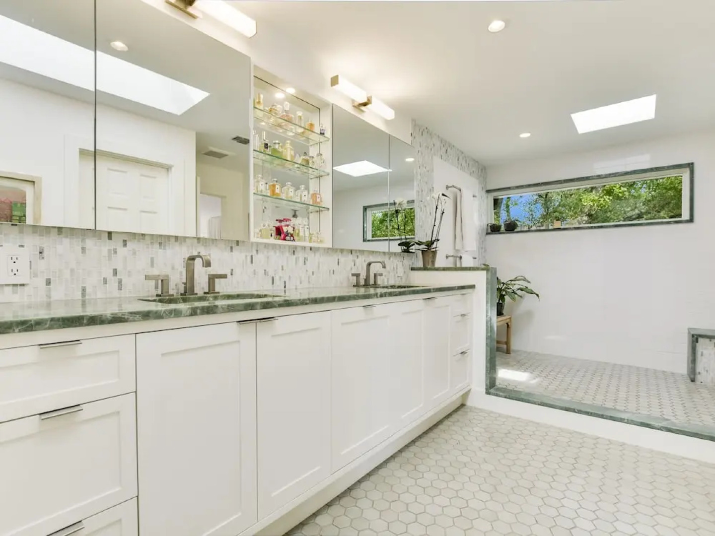 The Chaparral Estate 4 Bedrooms 4 Bathrooms Home