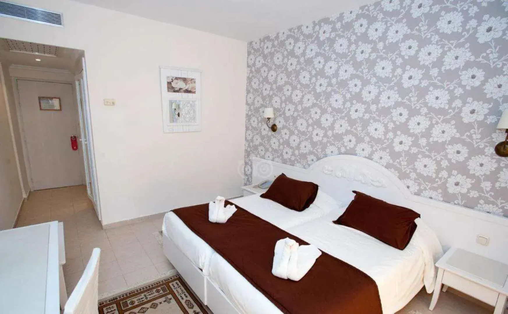 Soviva Resort - Families Only