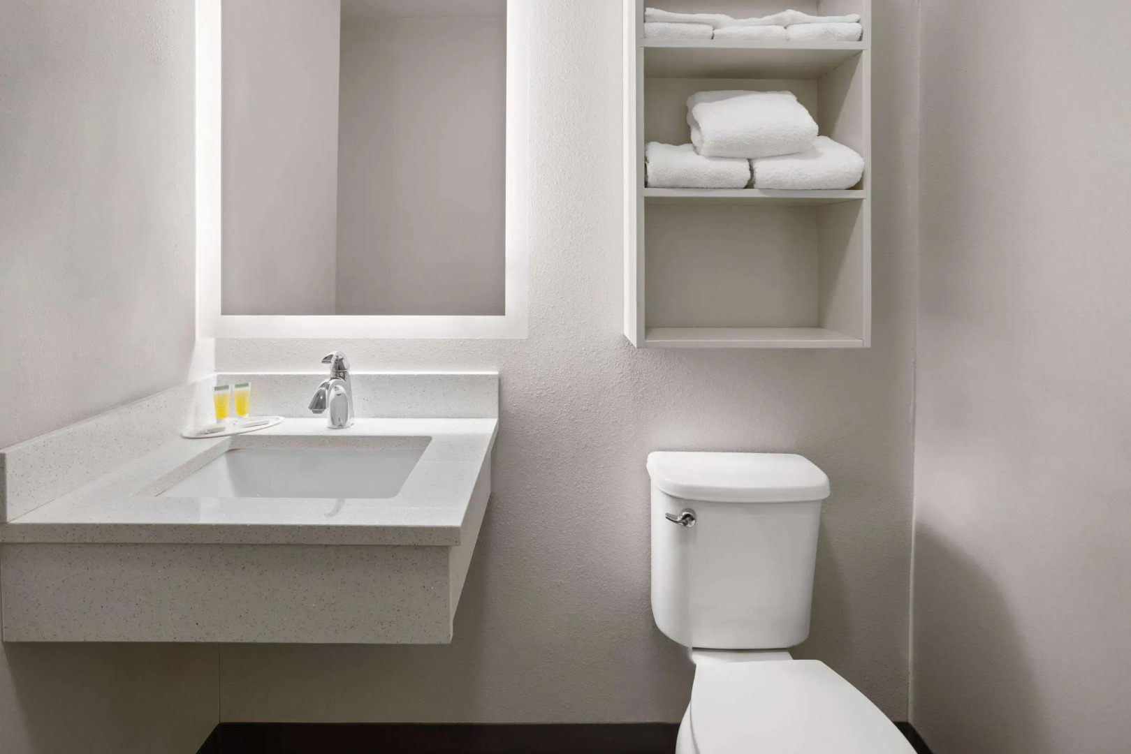 Microtel Inn by Wyndham Raleigh Durham Airport