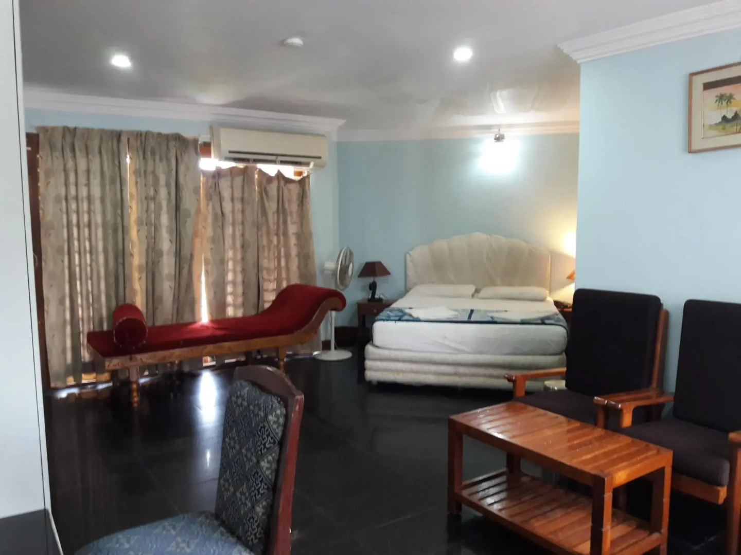 Sree Visakh Hotel