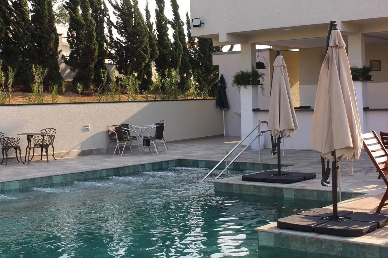 Bristol Villaggio Rosa Arujá