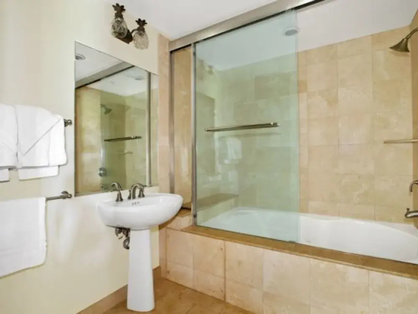 Waipouli Beach Resort G101 by RedAwning