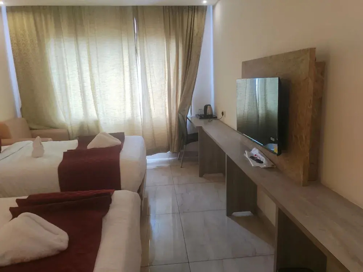 Monarch Express, Sri City