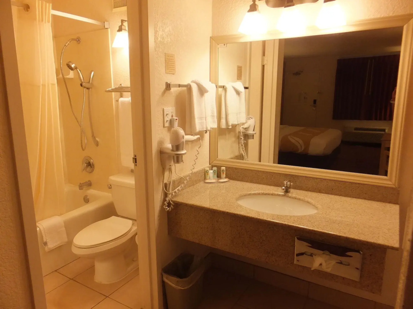 Quality Inn & Suites Lake Havasu City