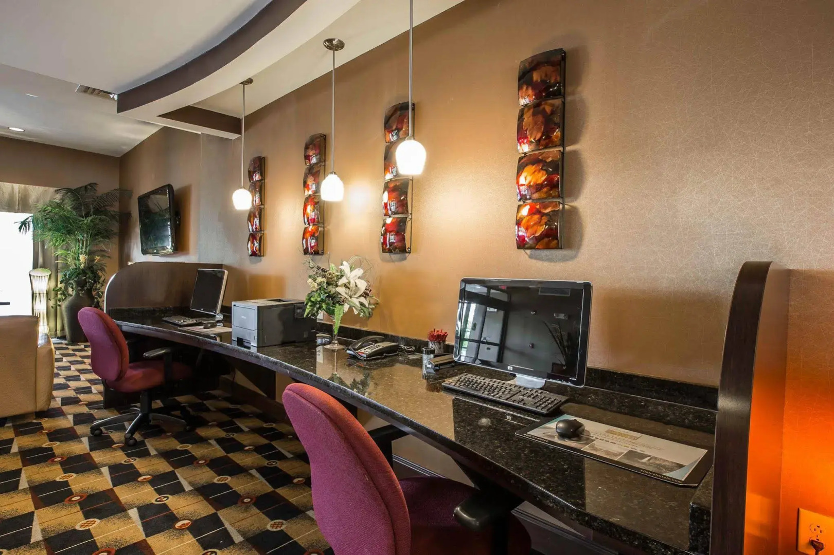 Comfort Suites At WestGate Mall