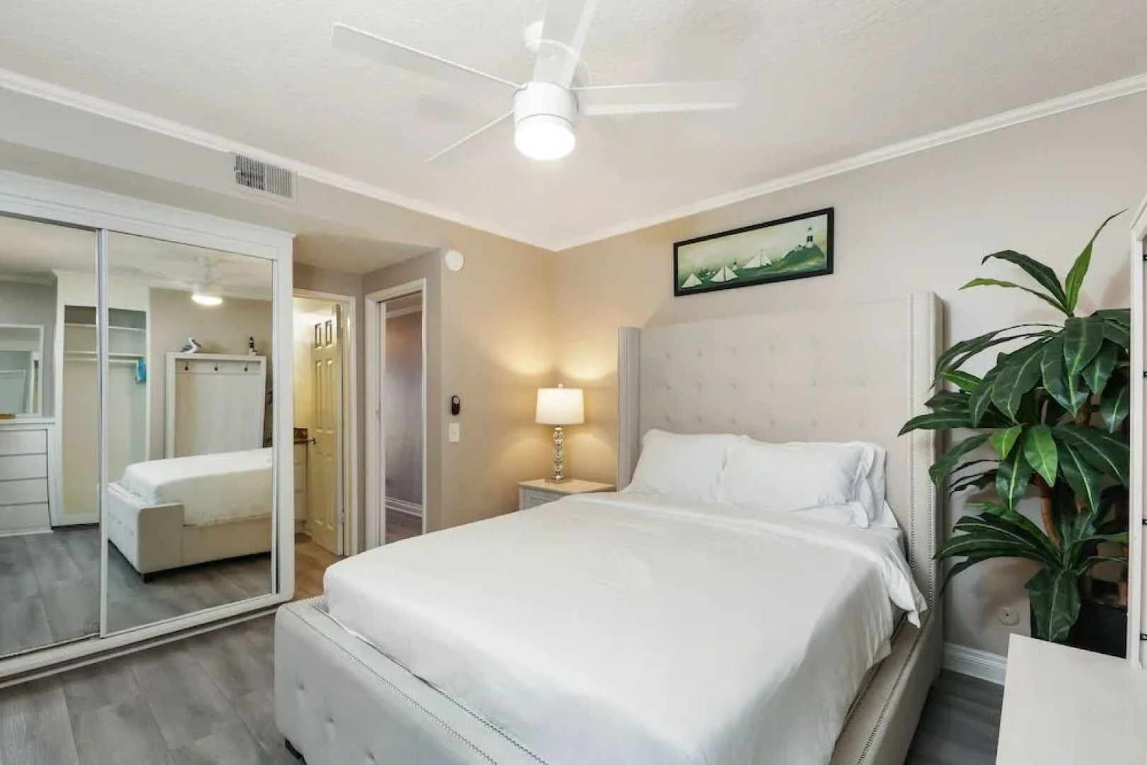 Lower Beach Front Escape Unit A