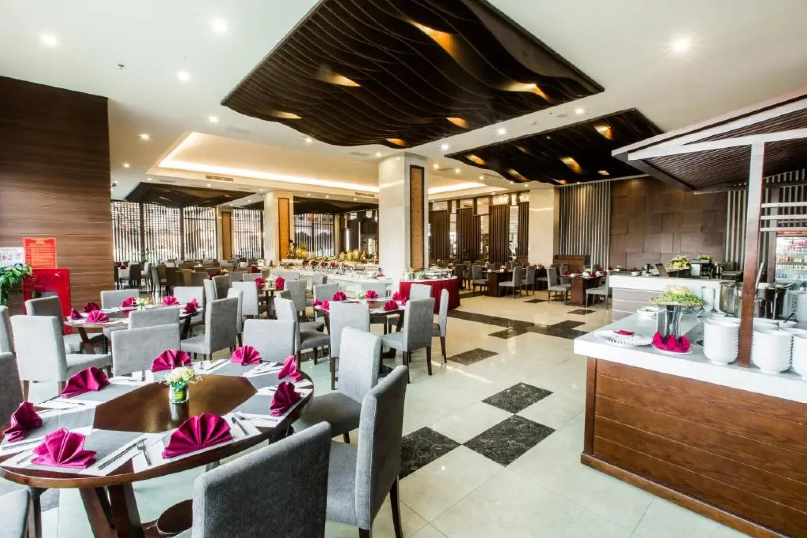 Muong Thanh Grand Hoang Mai Hotel