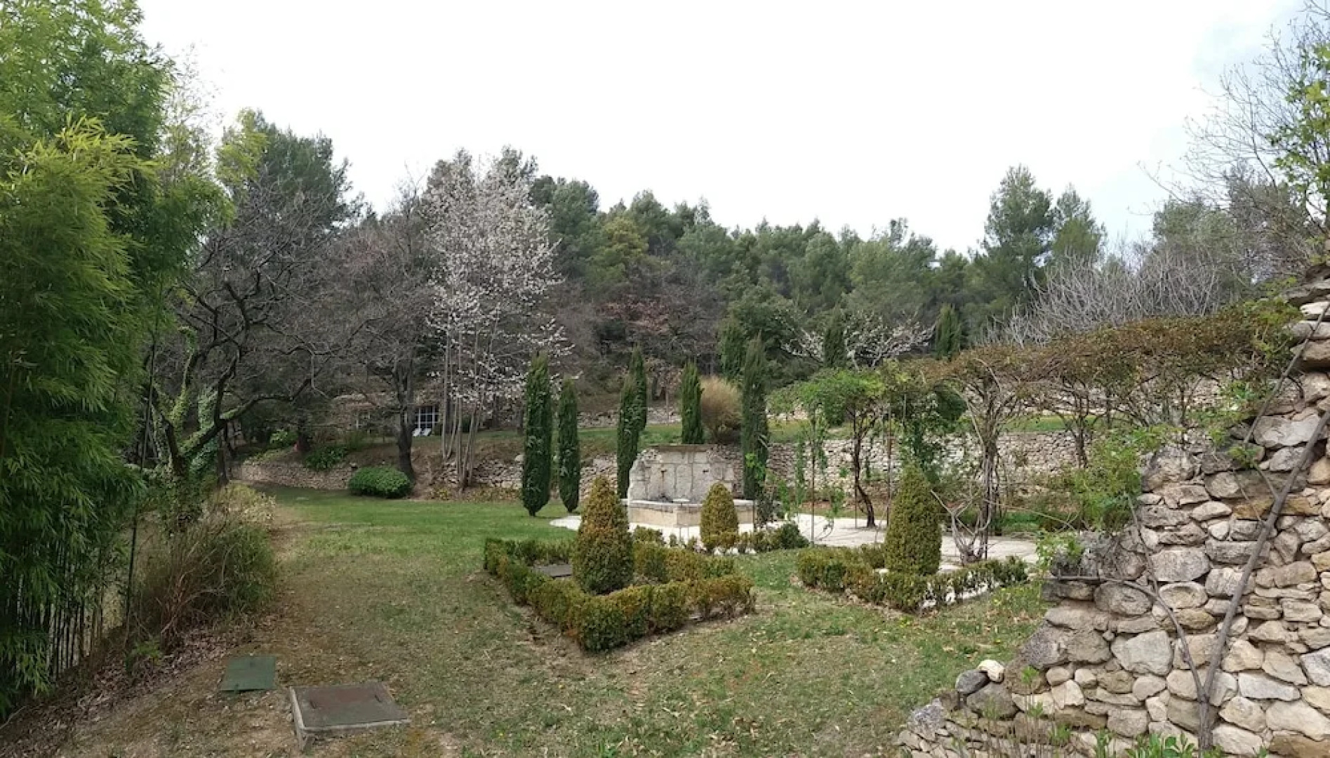 Luberon's Hidden Gem