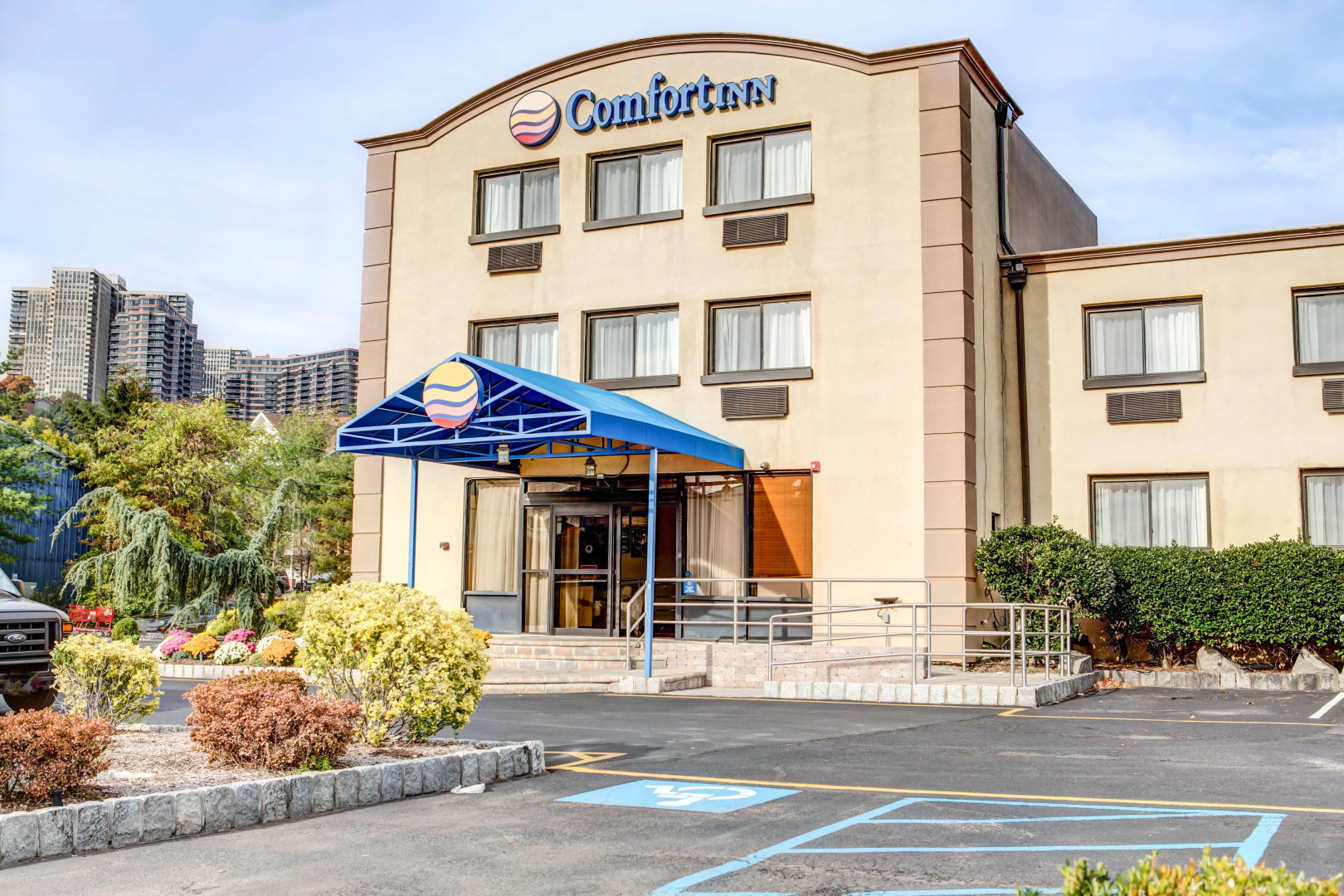 Comfort Inn Edgewater on Hudson River