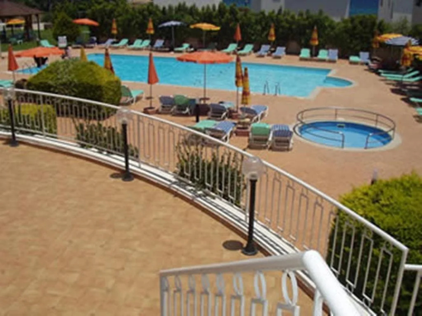 Maistros Hotel Apartments