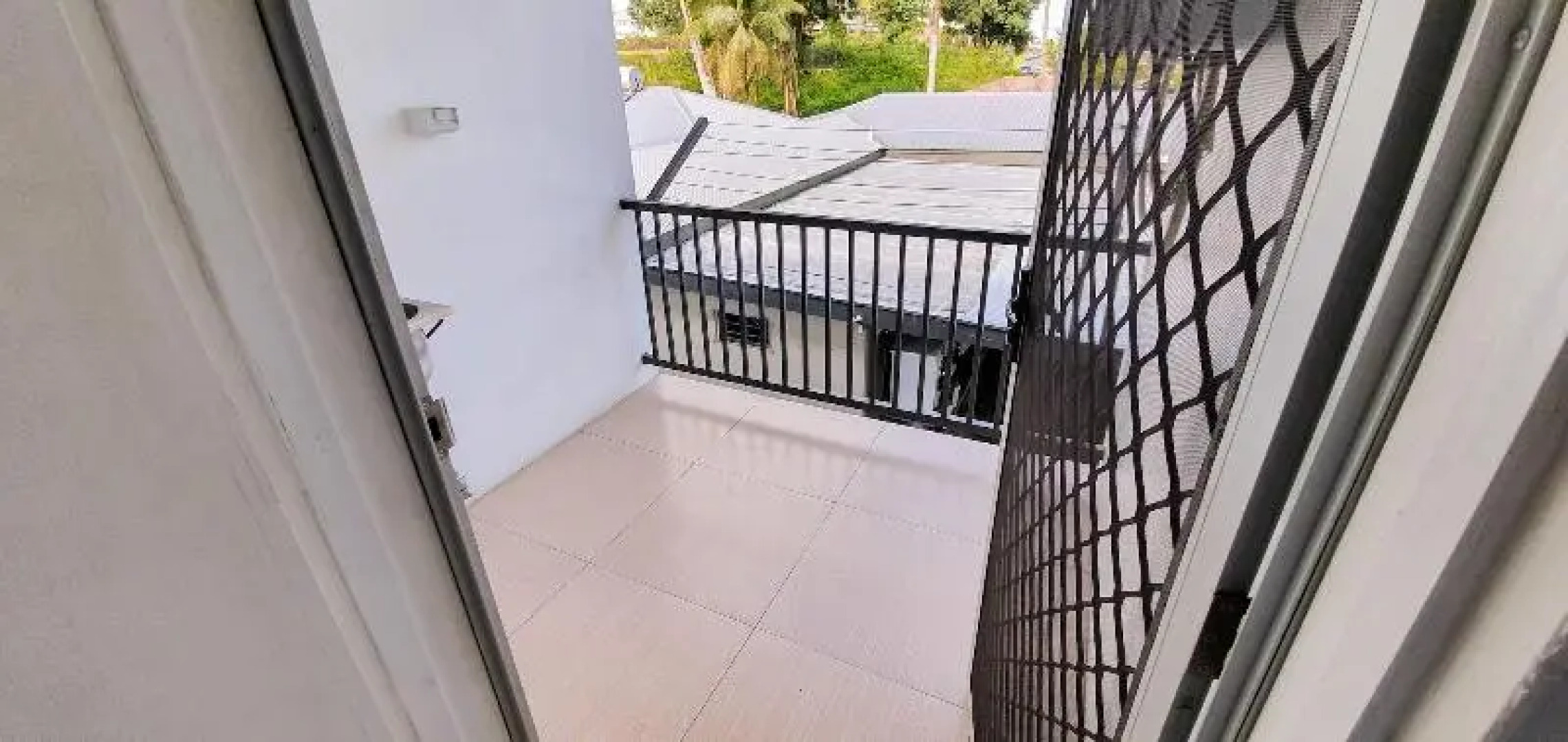 Island Accommodation 68 Extension