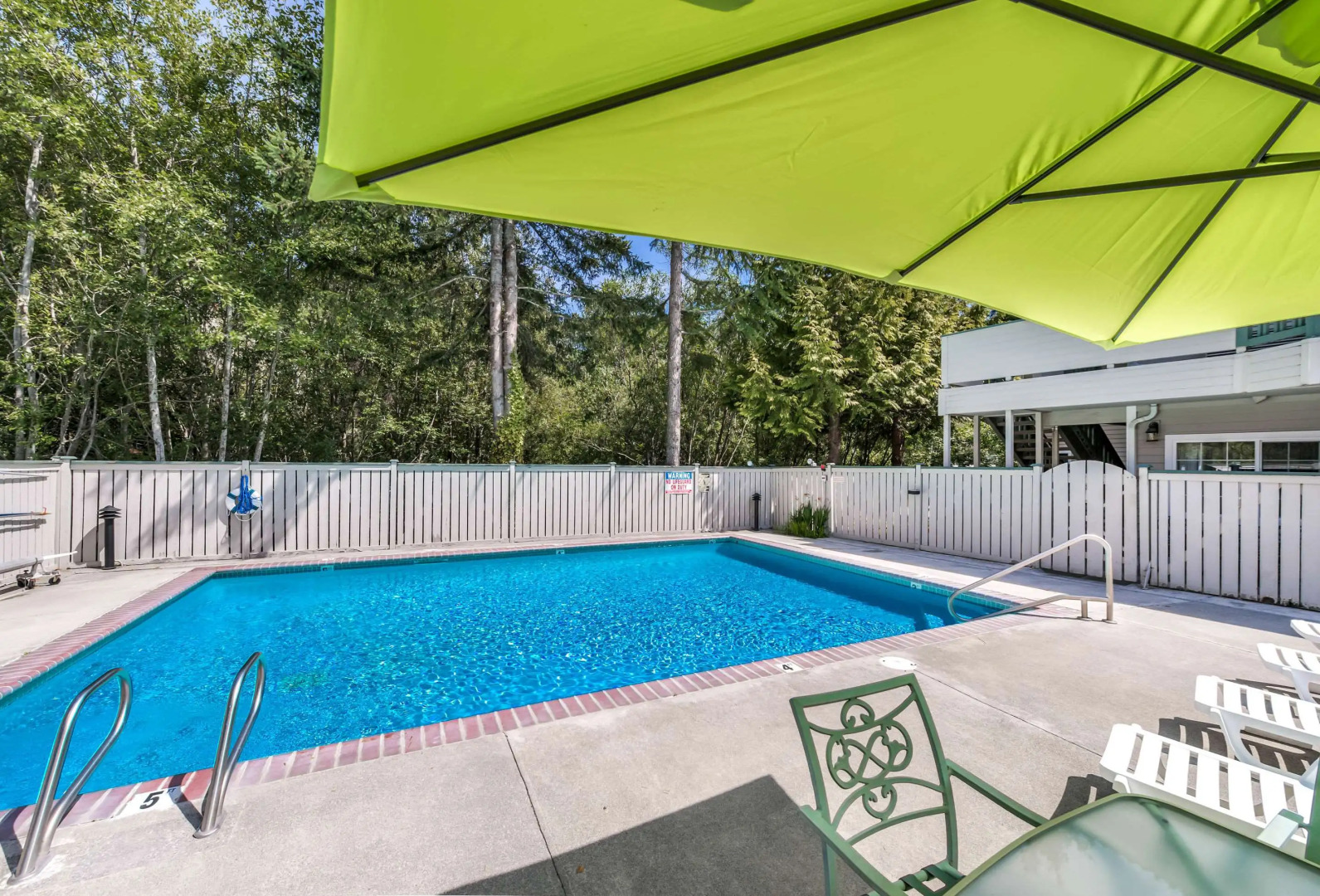 Quality Inn & Suites Bainbridge Island