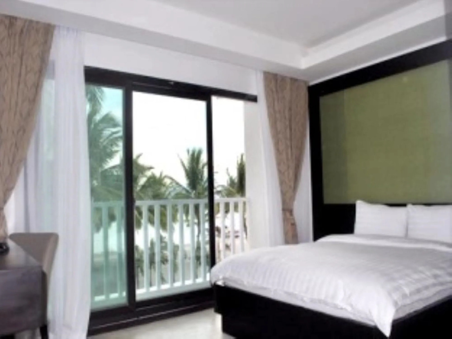 Terrace Hotel Subic Bay