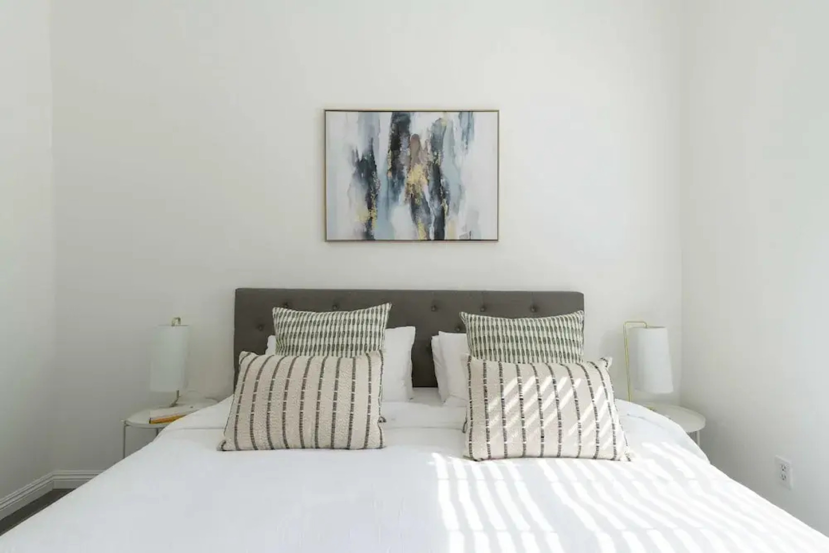 Elegant Retreat Modern Comforts, Prime Location