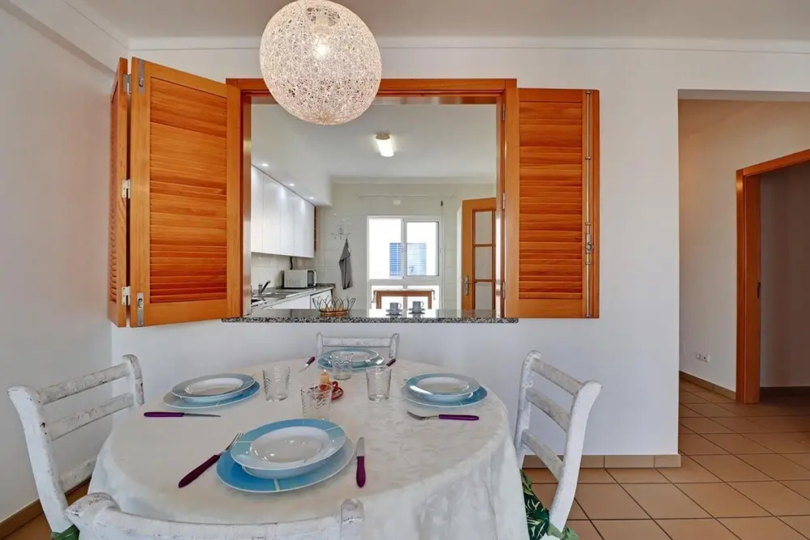 Monte Gordo Downtown by Homing