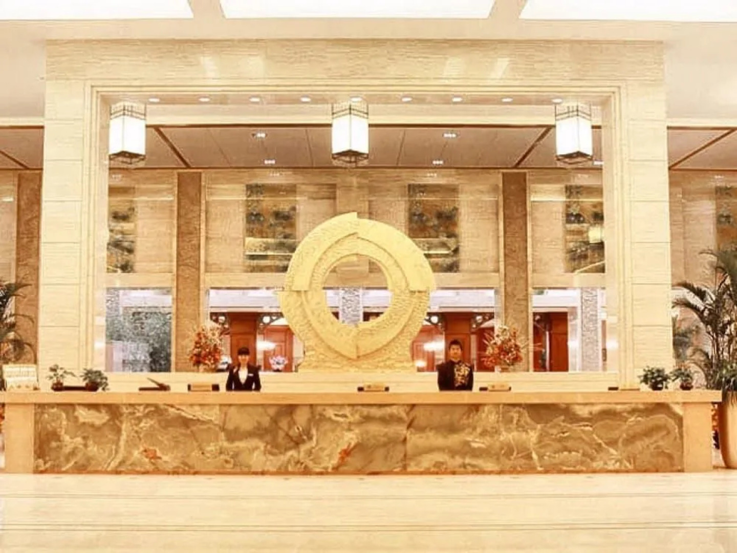 Bolong Lakeview Resort