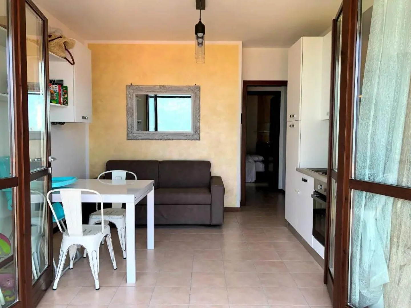 La Quiete 07 lake view Apartment by Gardadomusmea