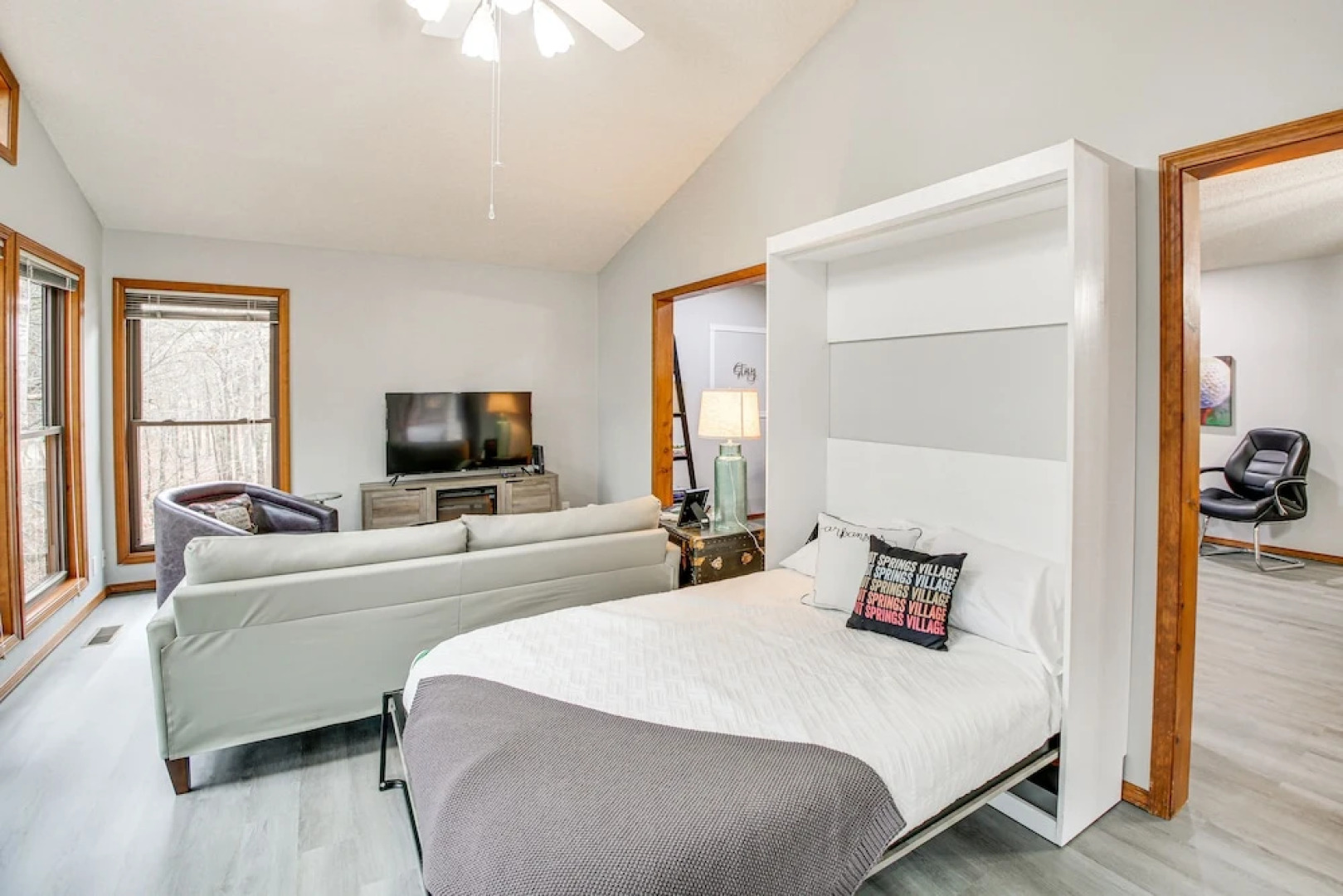 'stay and Play' - Hot Springs Village Home!