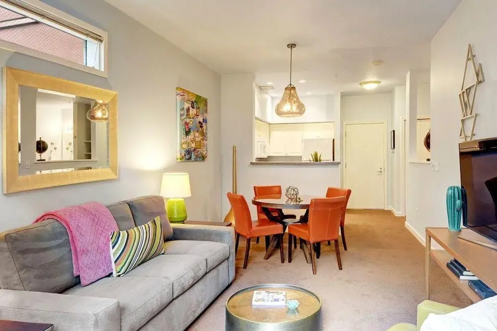 Belltown Court South