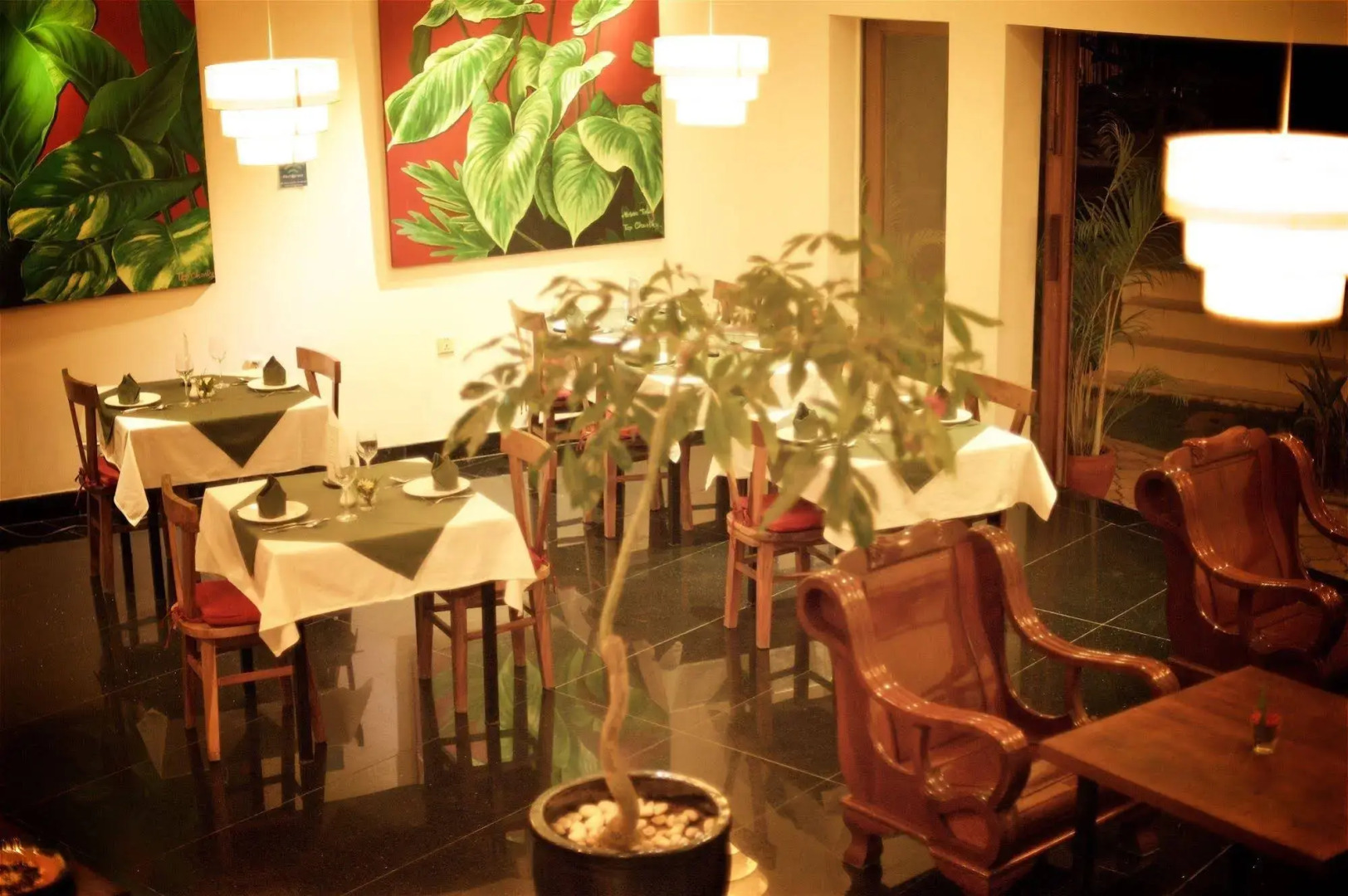 iRoHa Garden Hotel & Resort