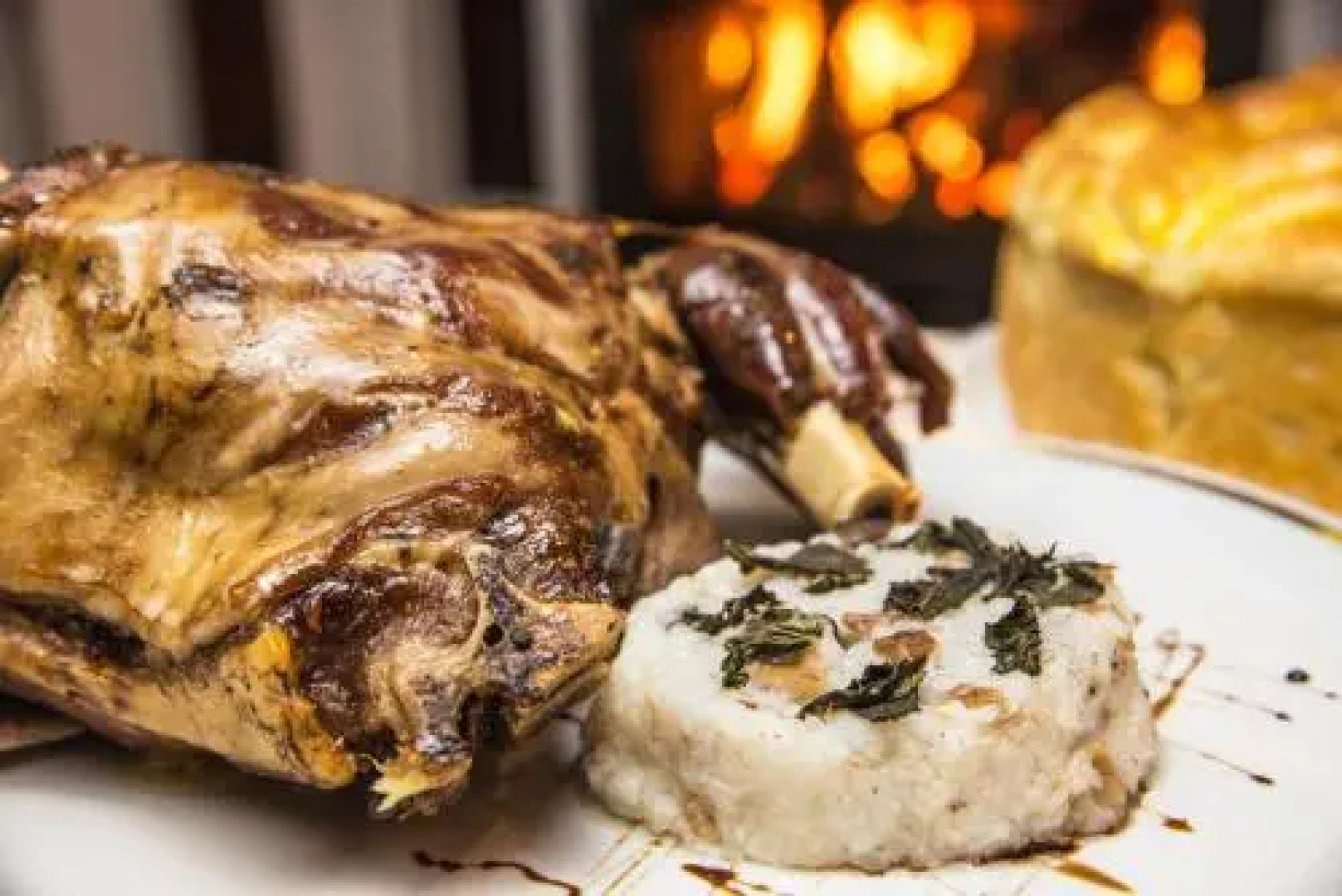 Kostadinovi Kashti Complex