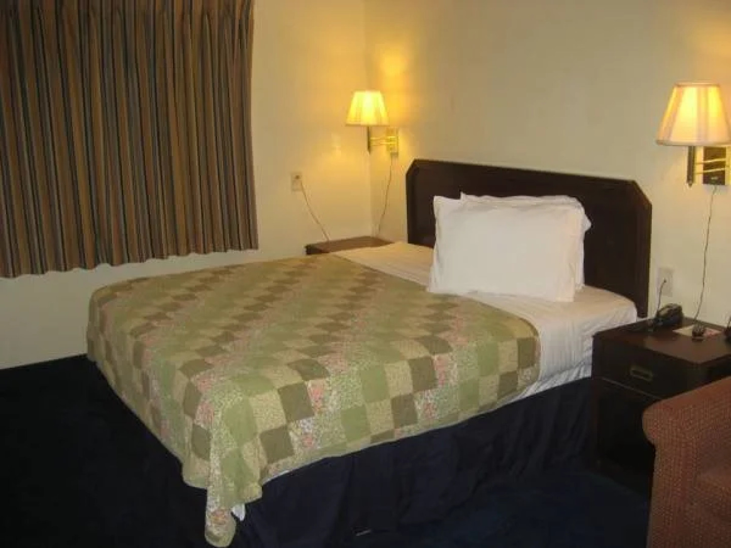 Heaven Hotel Lodge of Pensacola