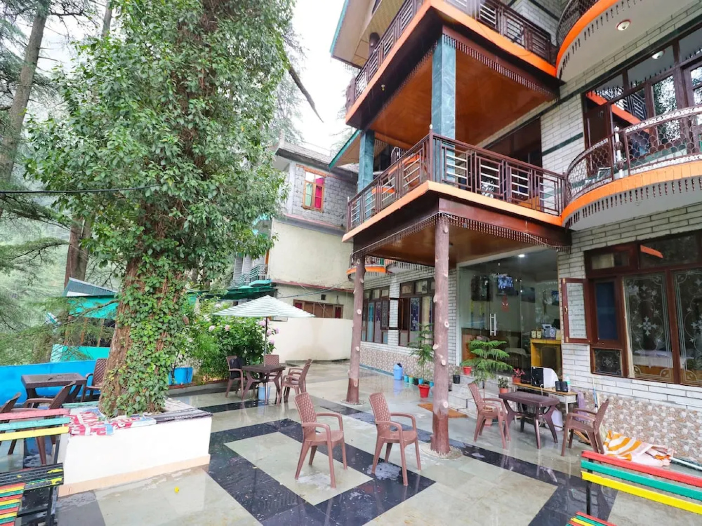 OYO 15416 Hotel Summer Hill