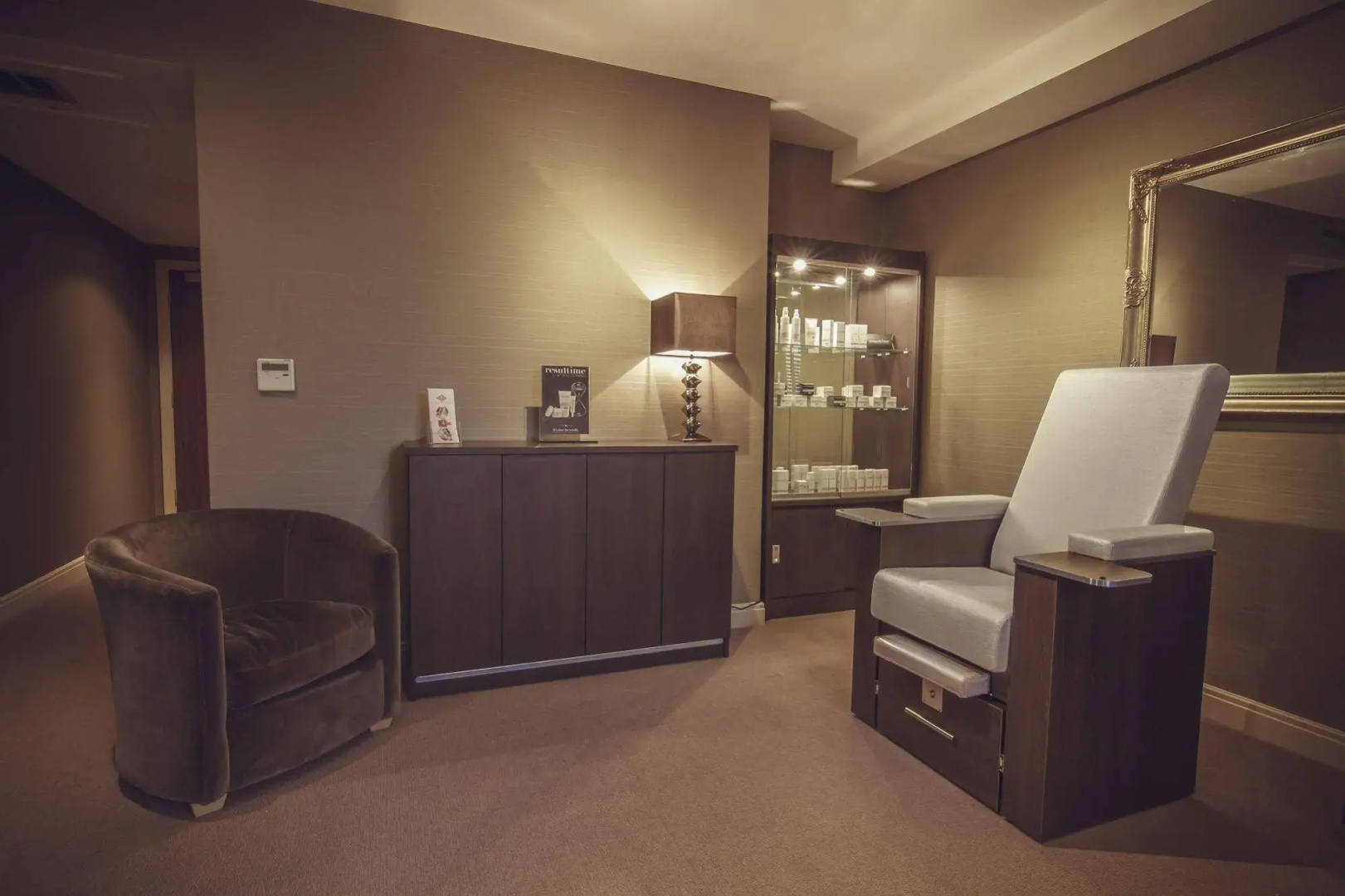 Peak Edge Hotel