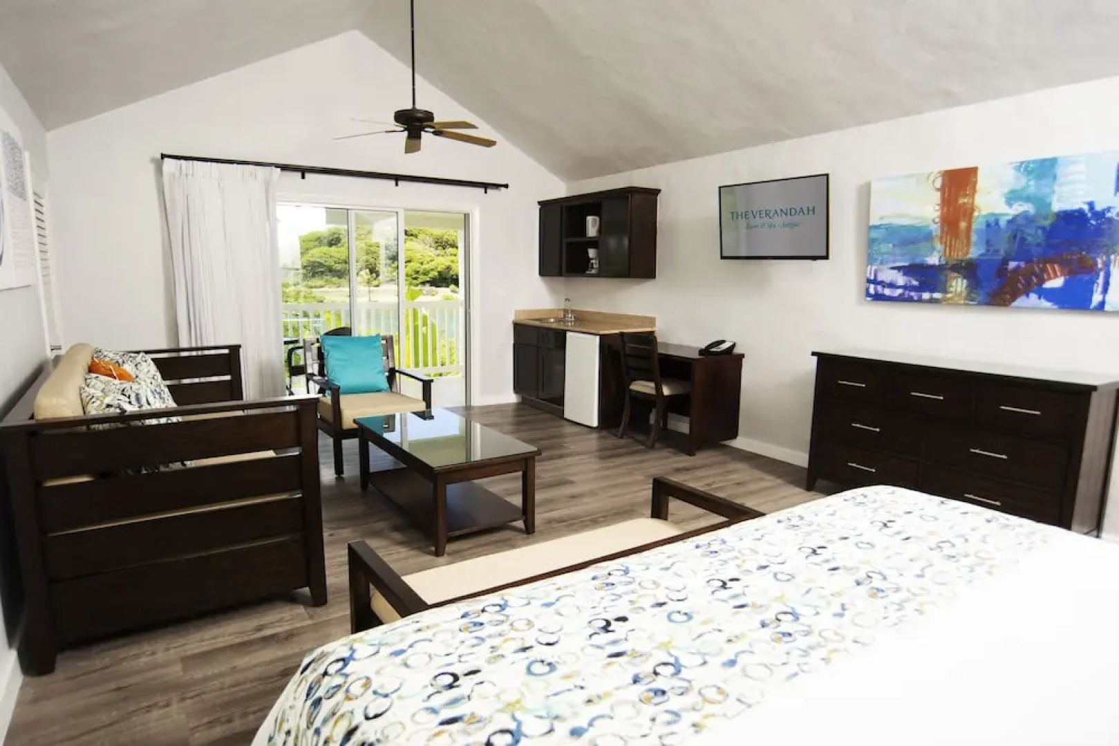 The Verandah Resort & Spa, Long Bay