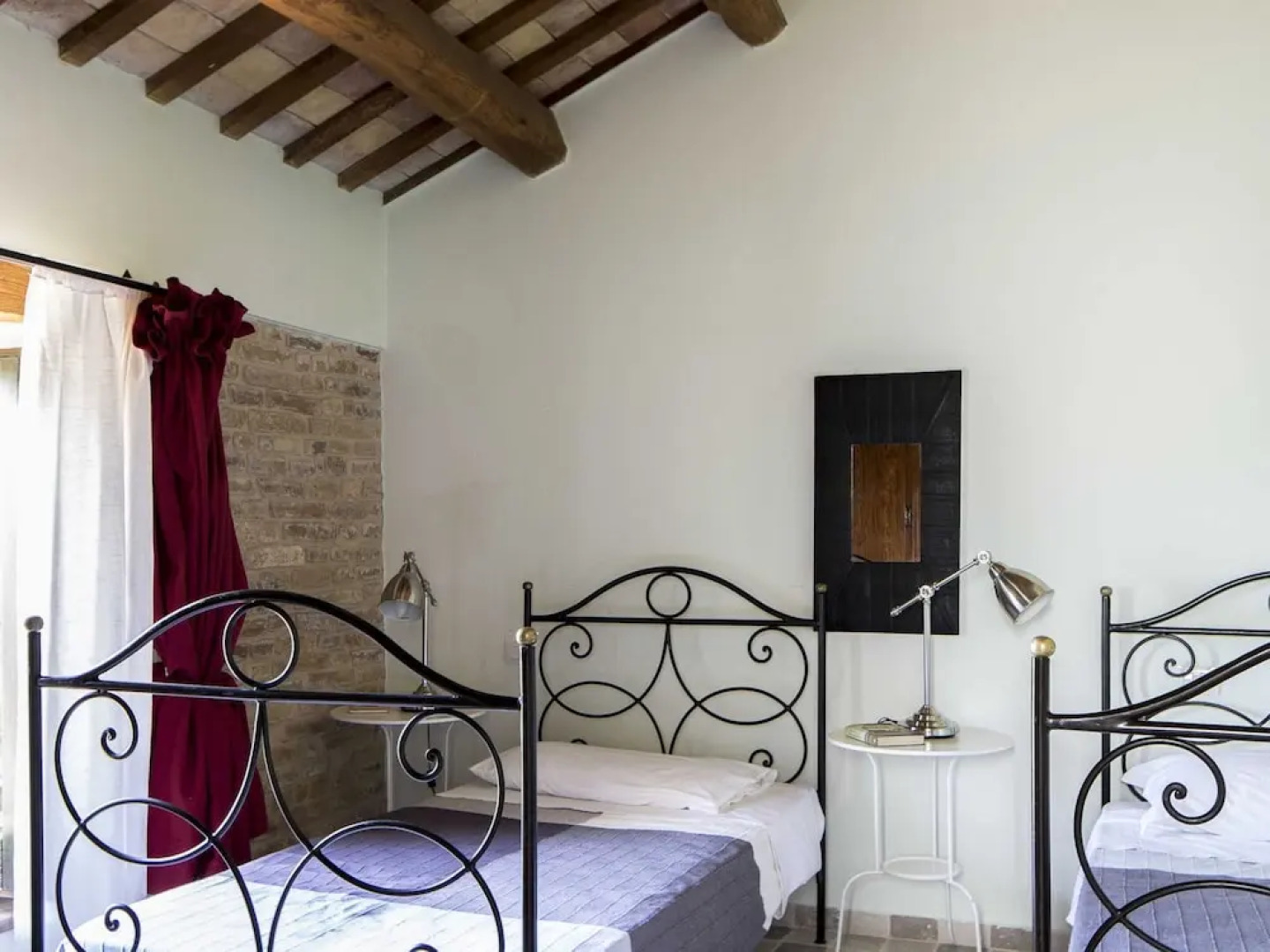 Hillside Retreat in San Savino