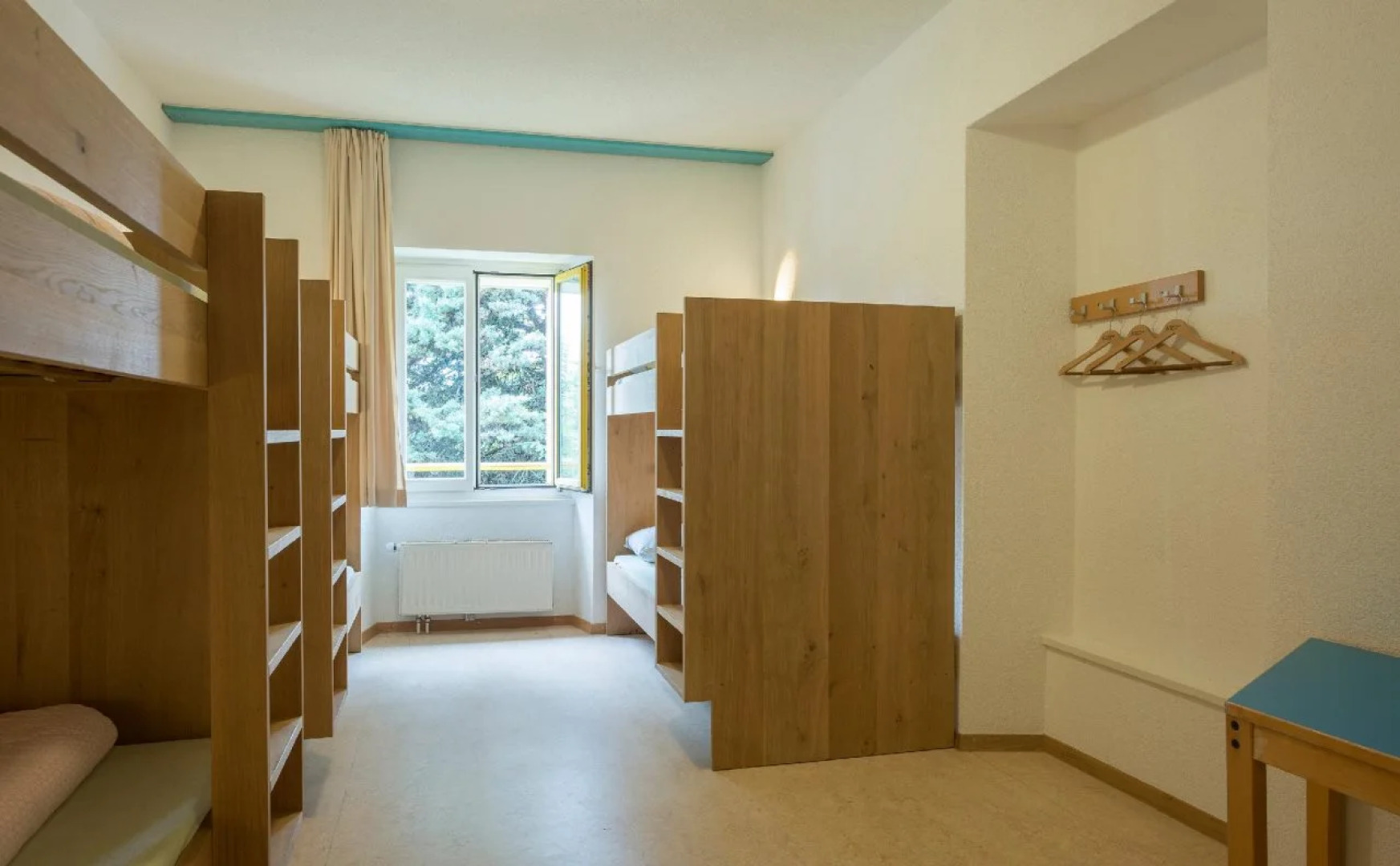 Youth Hostel Montreux