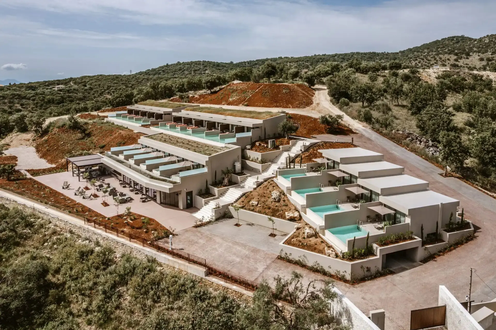 4S Sivota Sun Side Serenity